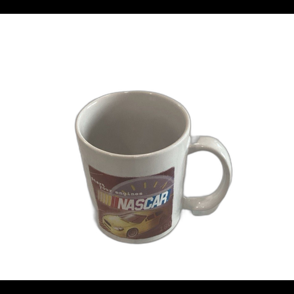 NASCAR “;Start your Engines” Vintage 2003 Ceramic 12oz. Coffee Mug. LNWOT
